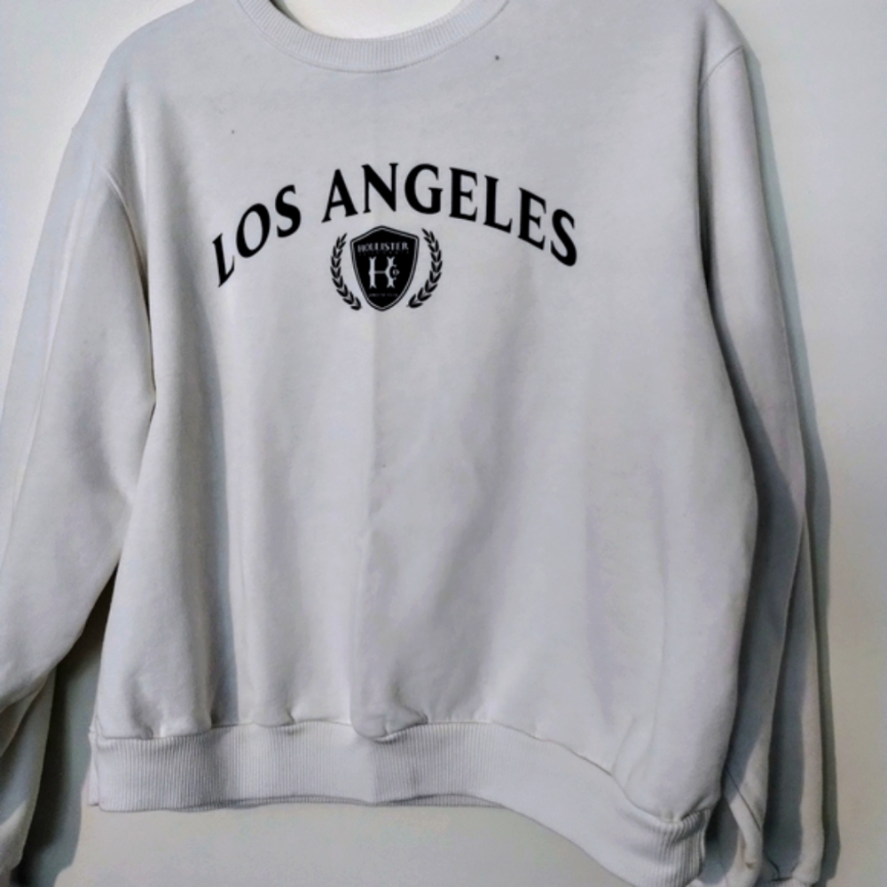 Hollister White Fleece Sweatshirt
